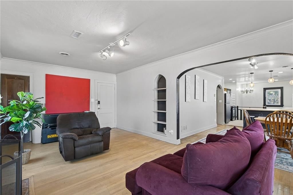 5024 Woodland Avenue — photo 8