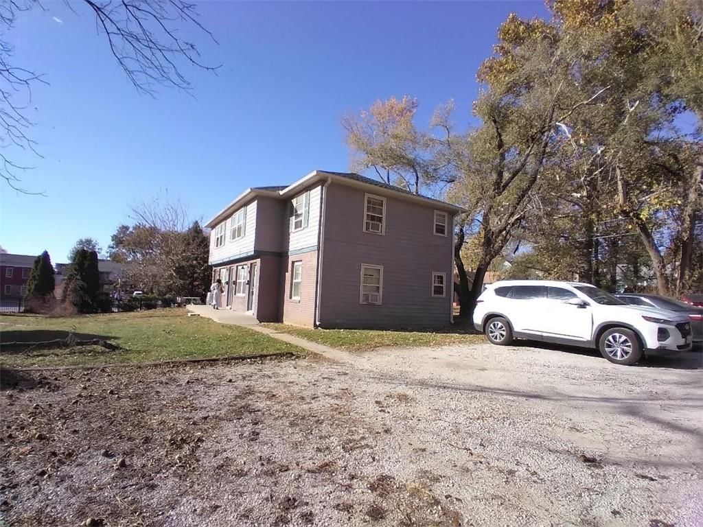 416 E Franklin Street — photo 3