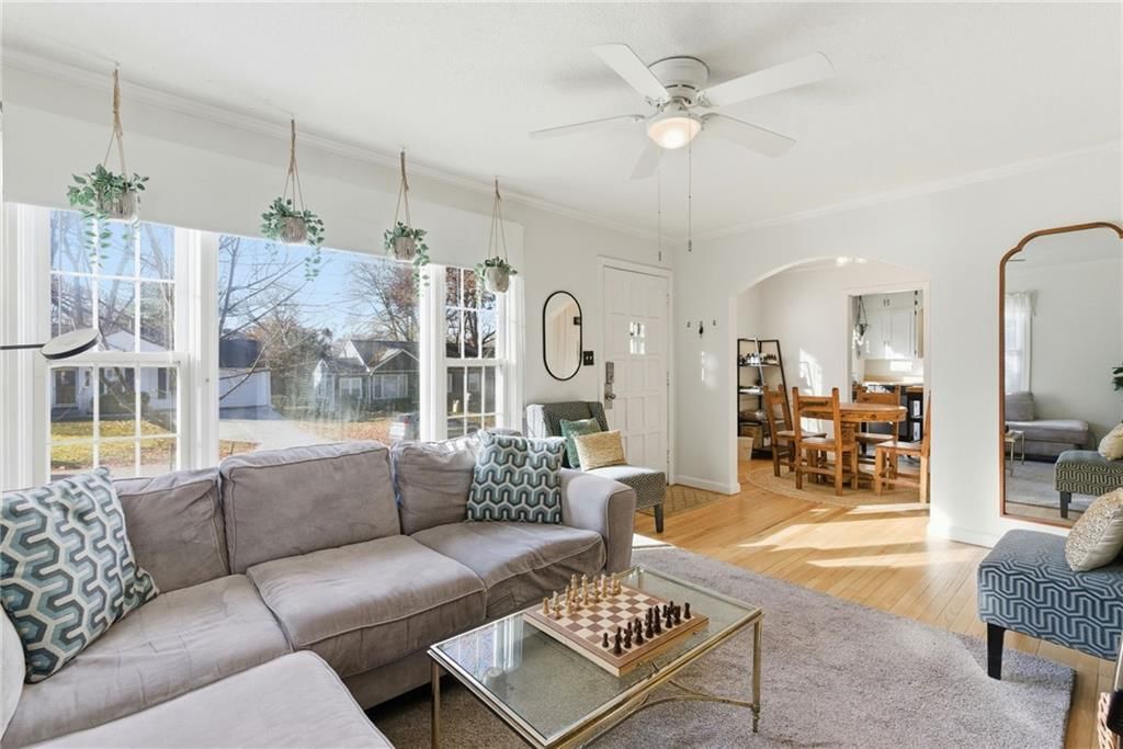 8327 Madison Avenue — photo 8
