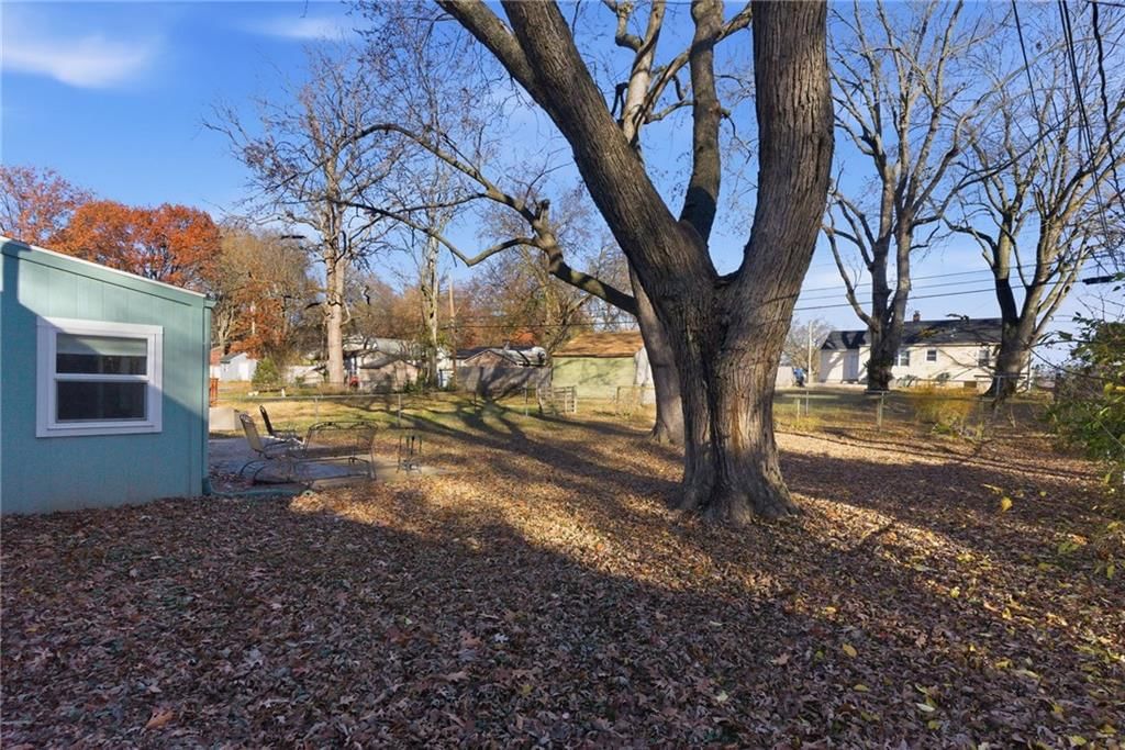 8327 Madison Avenue — photo 28