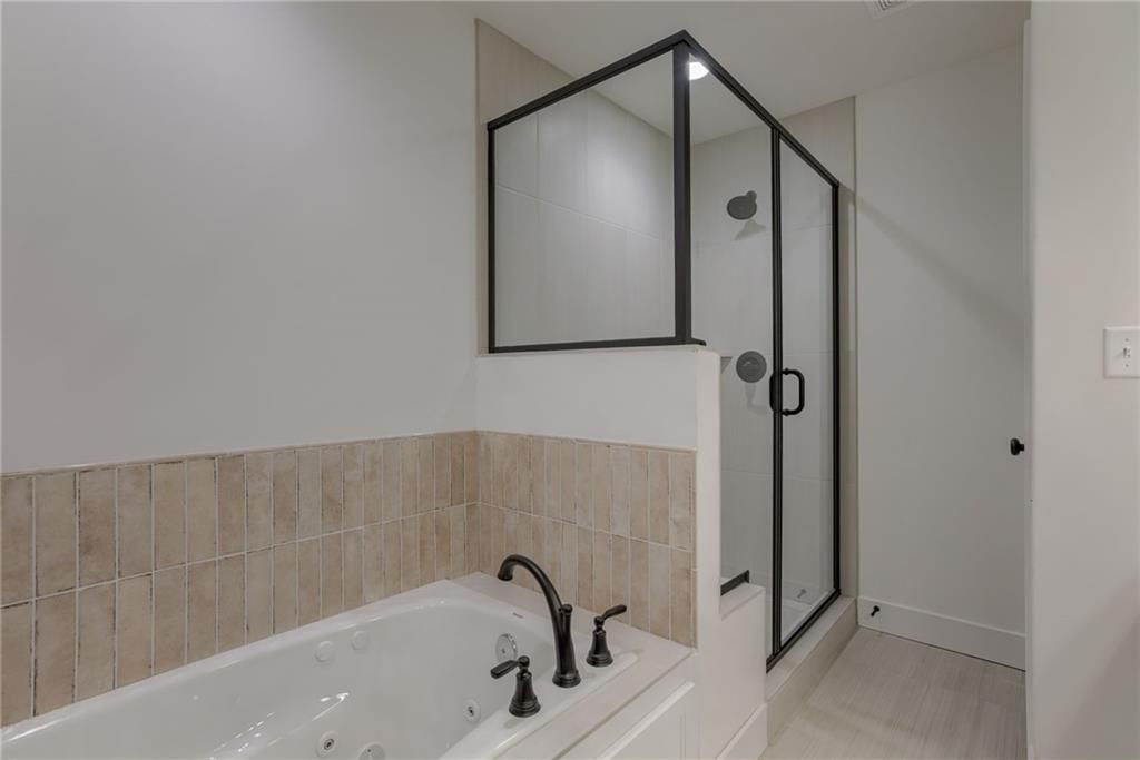 1849 Arbor Trail — photo 9