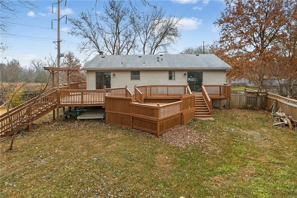13501 Park Hills Drive — photo 4
