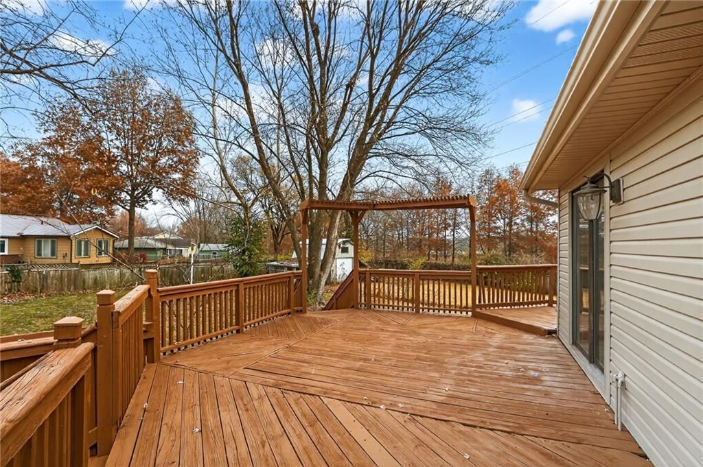 13501 Park Hills Drive — photo 10