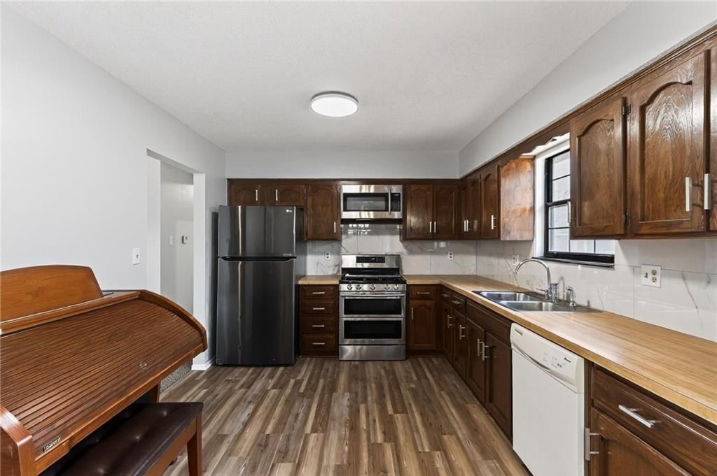 13501 Park Hills Drive — photo 19