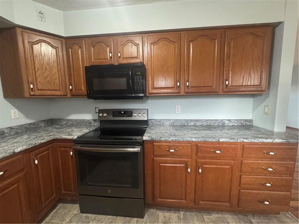 114 Hickory Street — photo 7