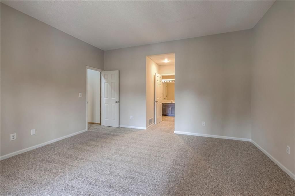 416 NE Brockton Drive — photo 34