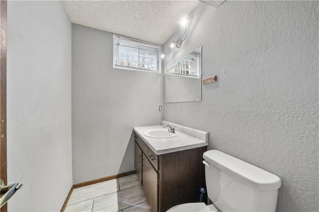 4023 Hedges Avenue — photo 14