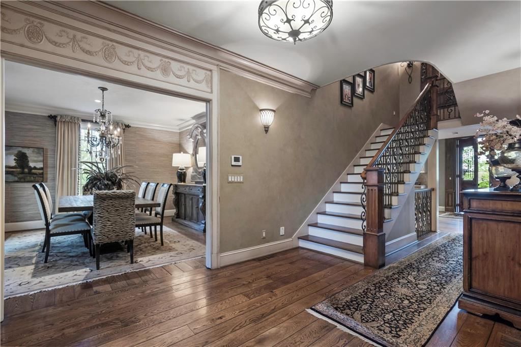 5217 Walmer Street — photo 9