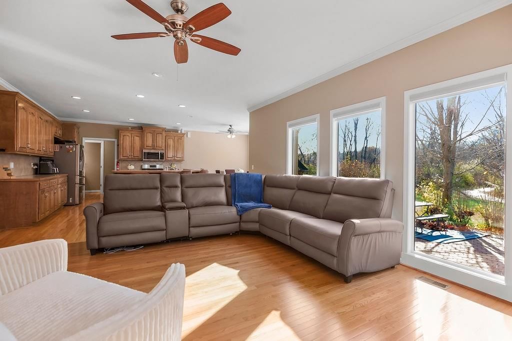 2709 SW Golden Eagle Road — photo 7