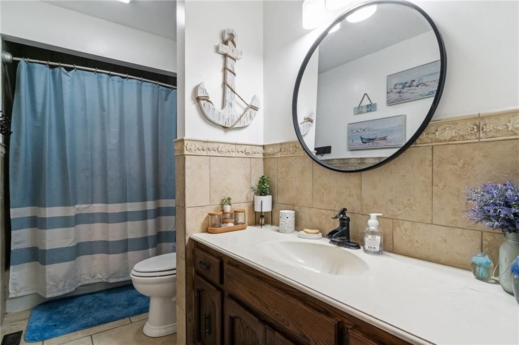 406 Frederick Drive — photo 12