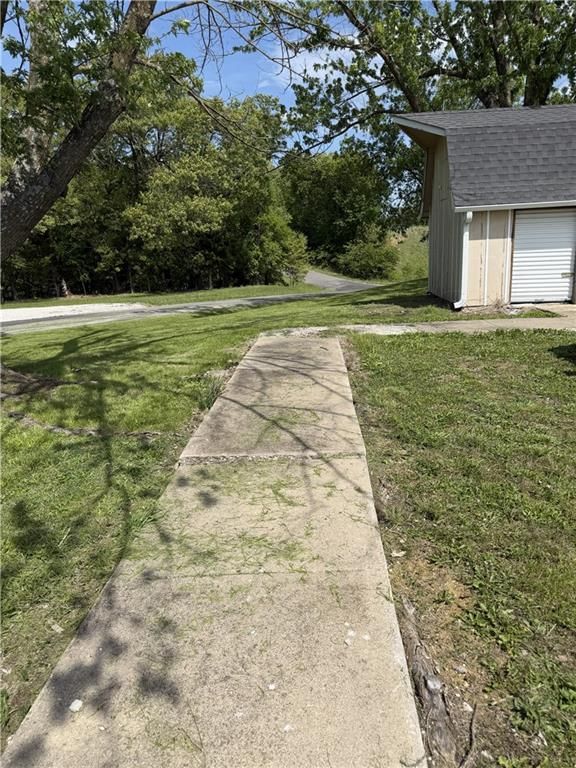 805 Lake Viking Terrace — photo 6