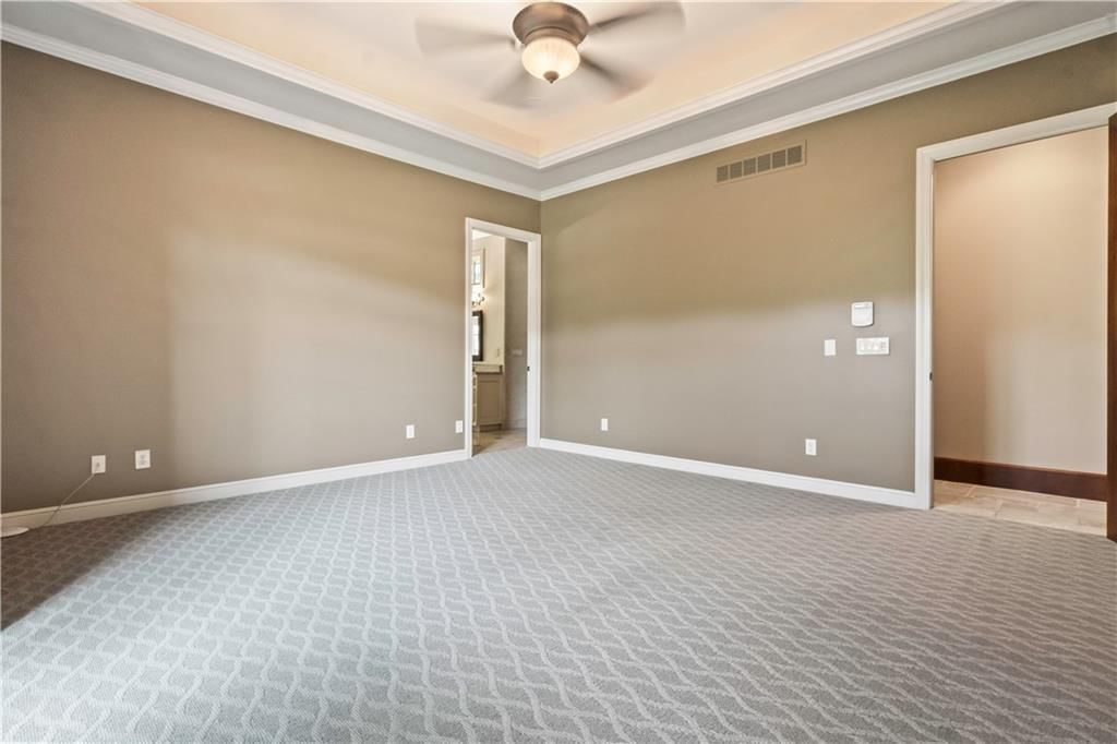 4501 N Hickory Lane — photo 35