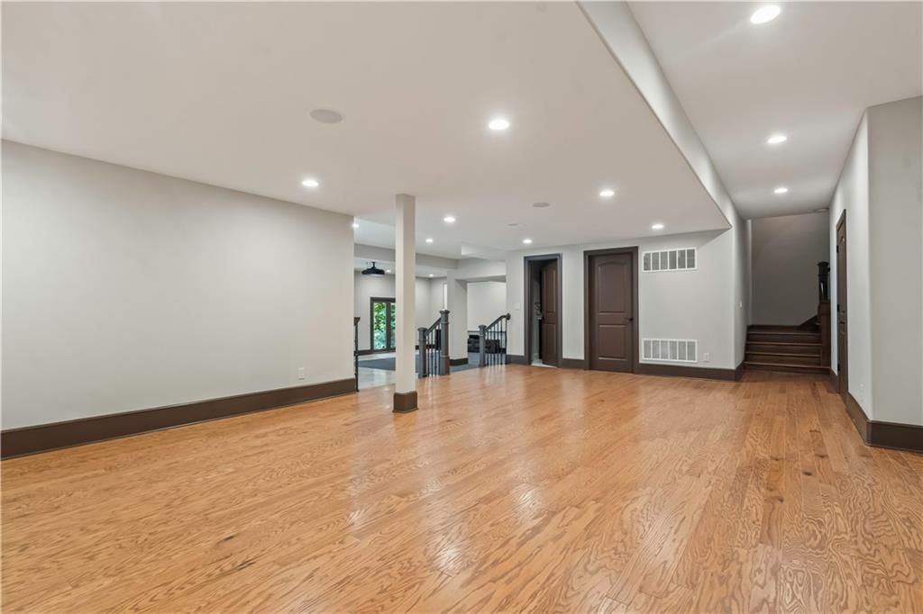 4501 N Hickory Lane — photo 60