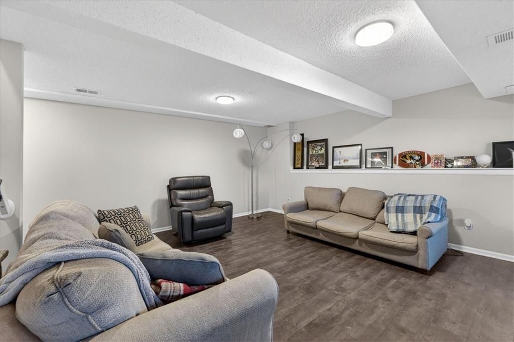 1008 SW Pacific Drive — photo 42