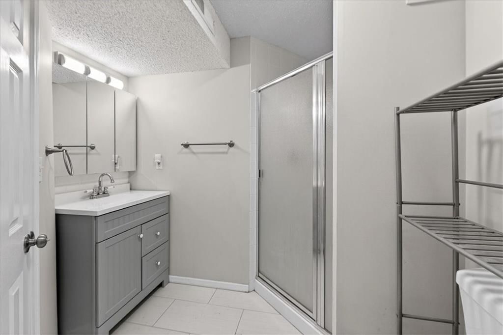 1008 SW Pacific Drive — photo 46