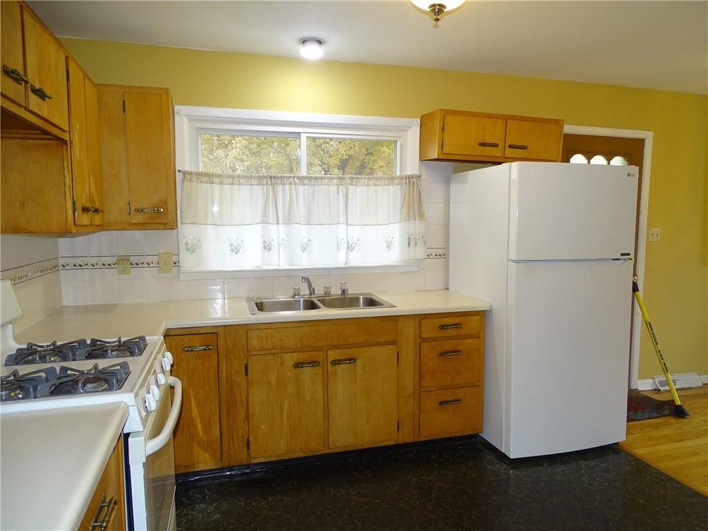 659 Thornton Street — photo 11