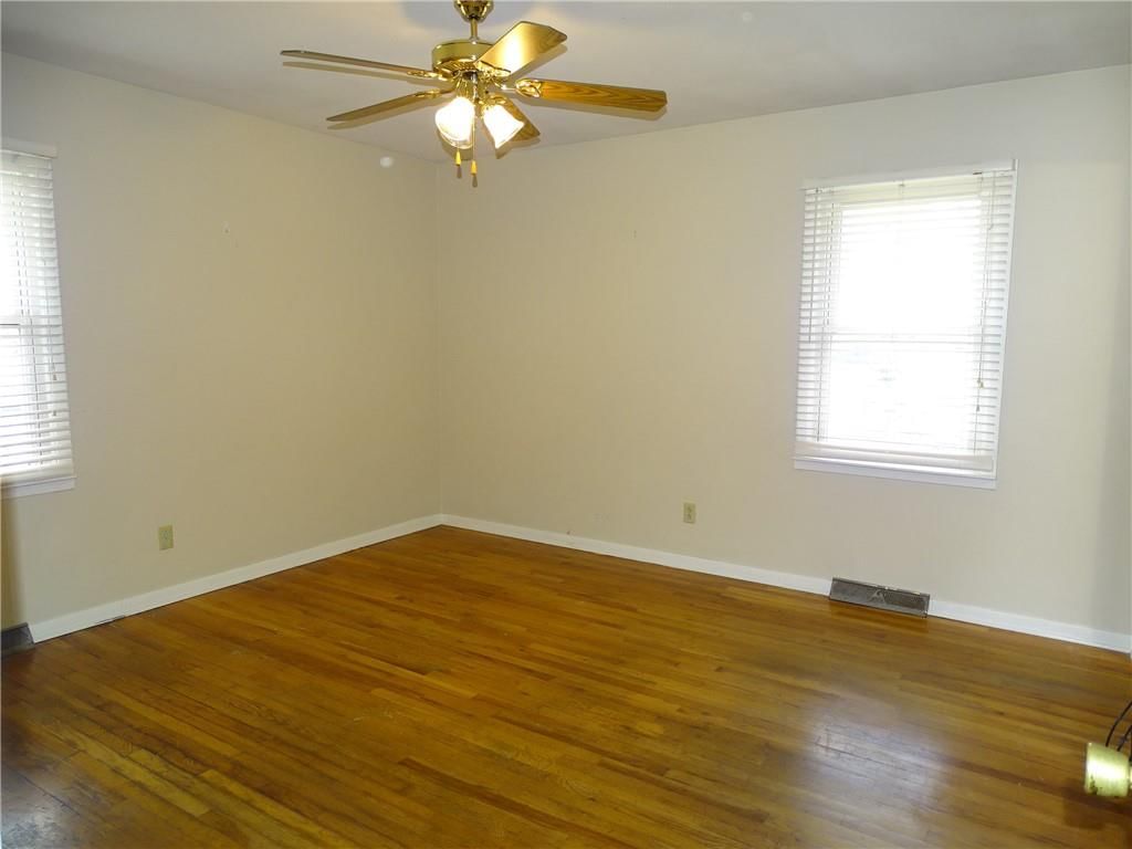 659 Thornton Street — photo 12