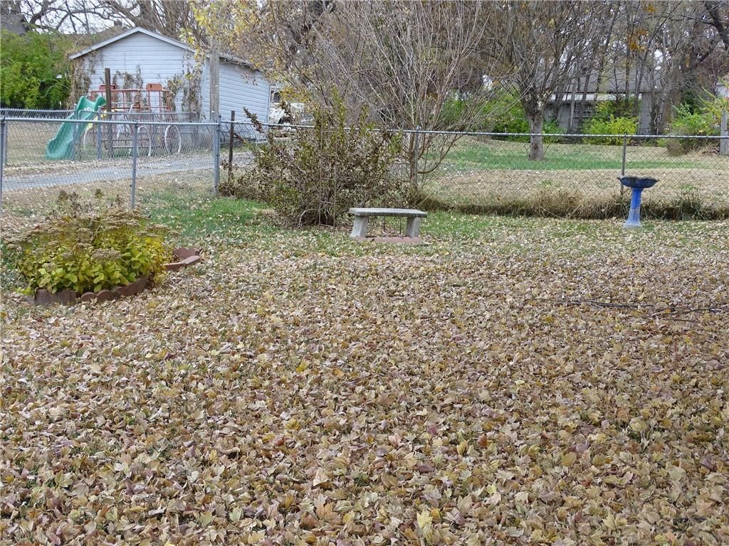 659 Thornton Street — photo 34