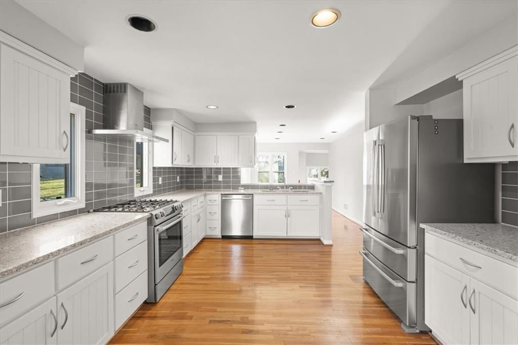2404 W 86th Terrace — photo 6