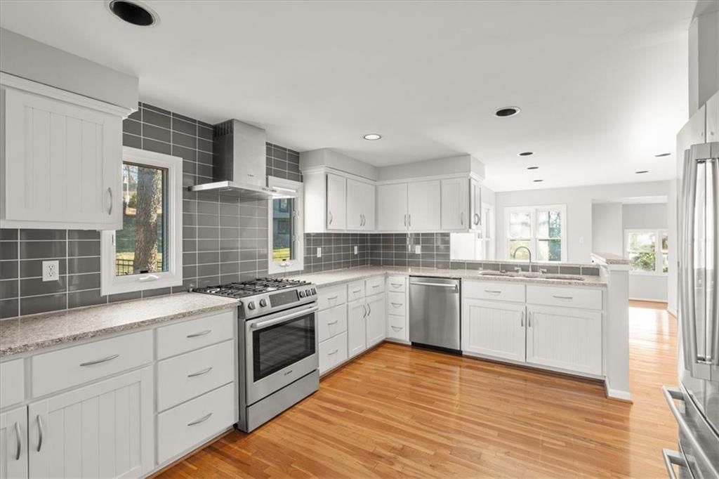 2404 W 86th Terrace — photo 7