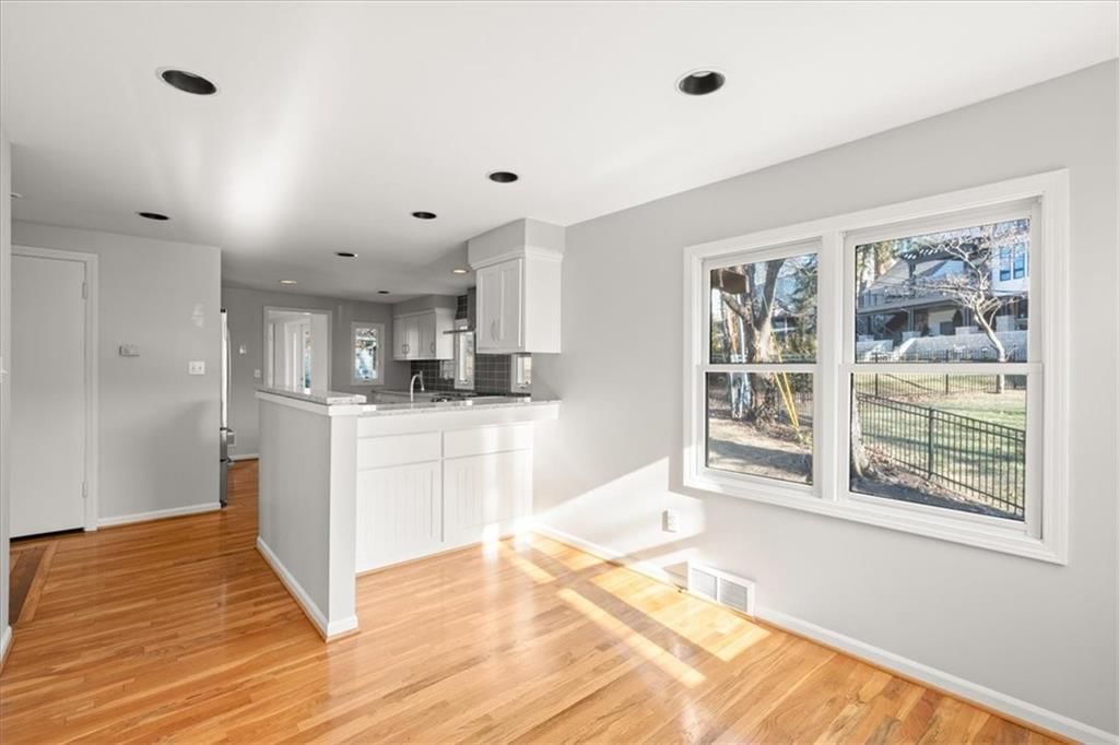 2404 W 86th Terrace — photo 11