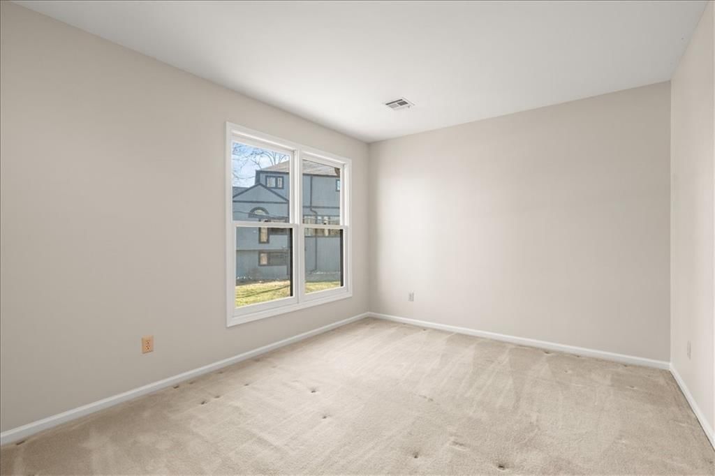 2404 W 86th Terrace — photo 22