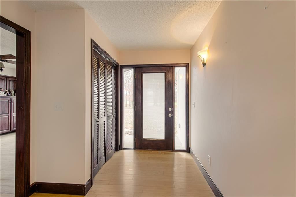 2824 Sunburst Drive — photo 3