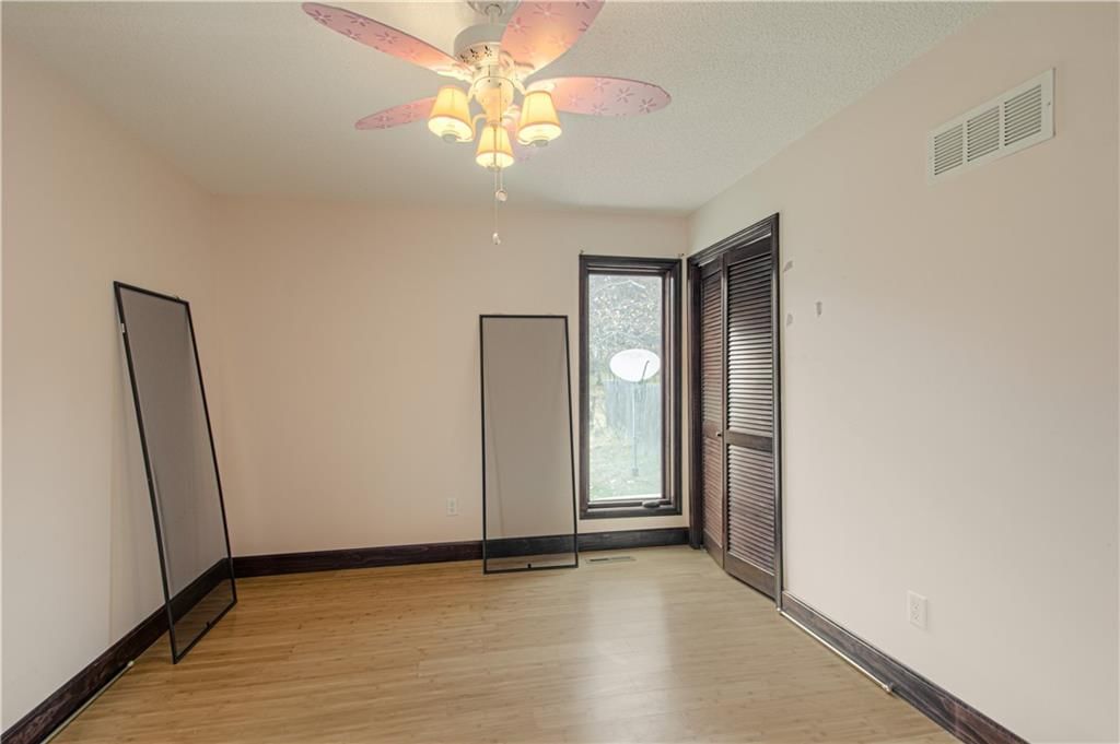 2824 Sunburst Drive — photo 17