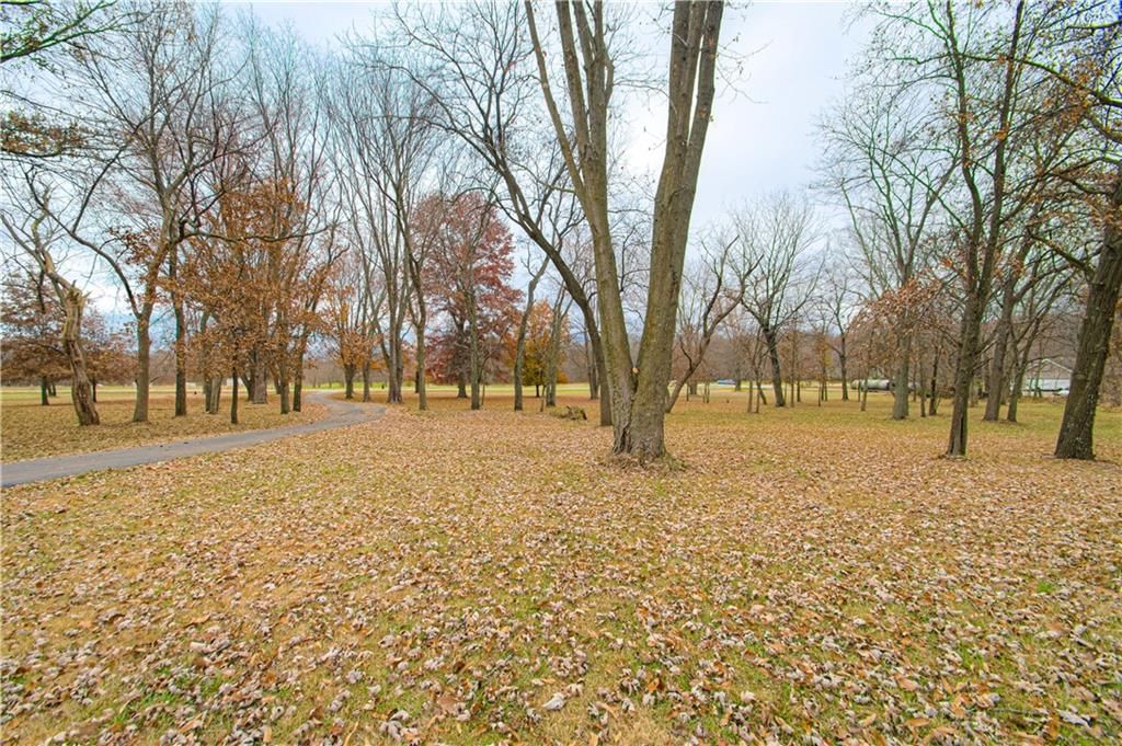 2824 Sunburst Drive — photo 41