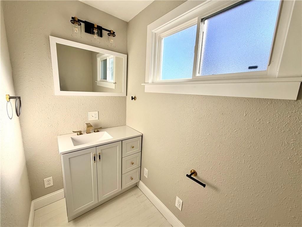 3811 College Avenue — photo 21