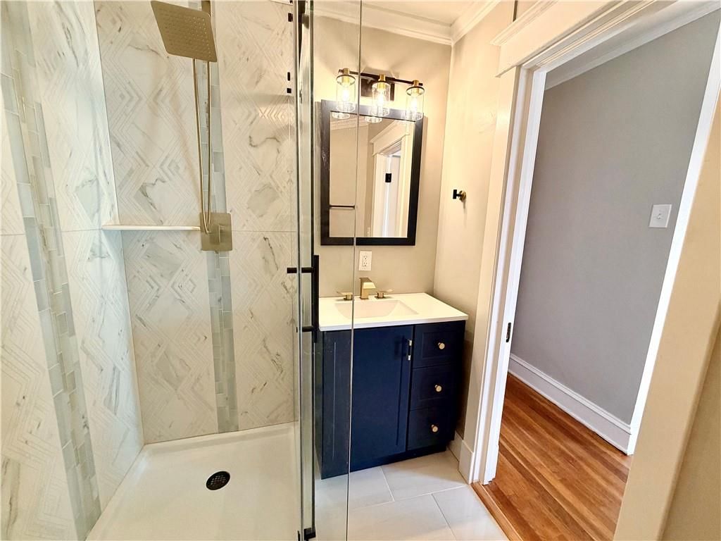 3811 College Avenue — photo 32