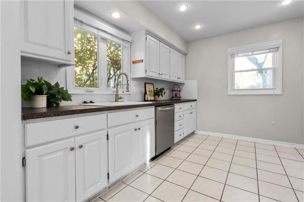 6009 Catalina Street — photo 15