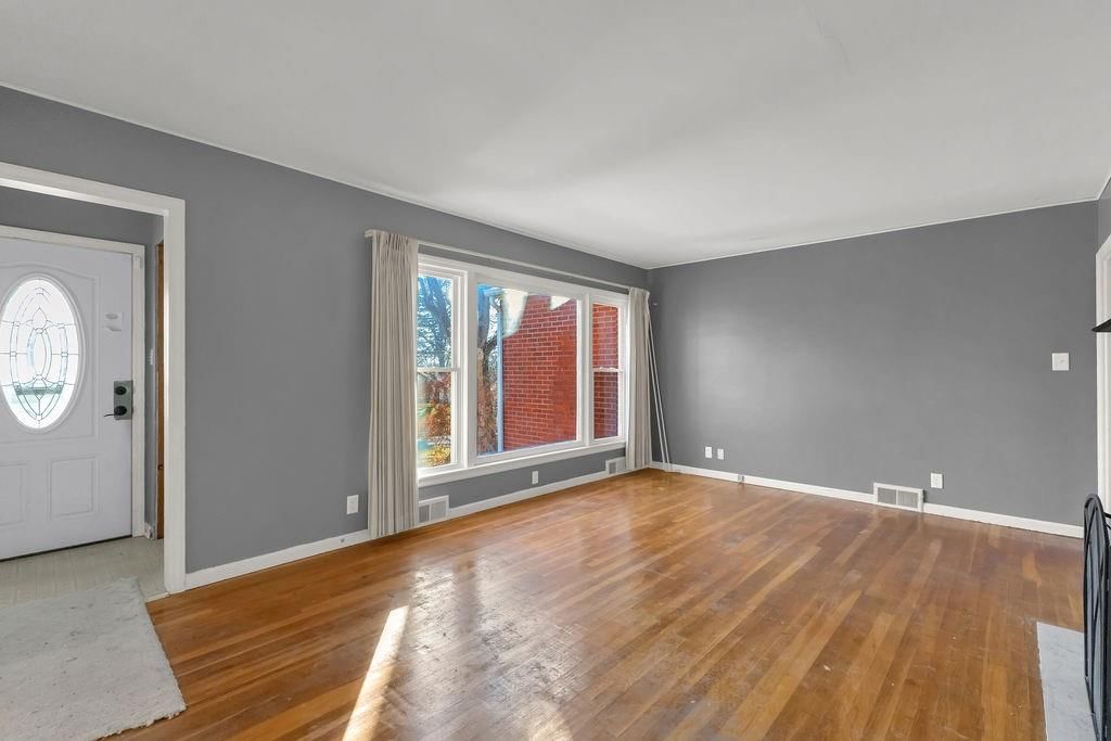 3405 Gene Field Road — photo 7