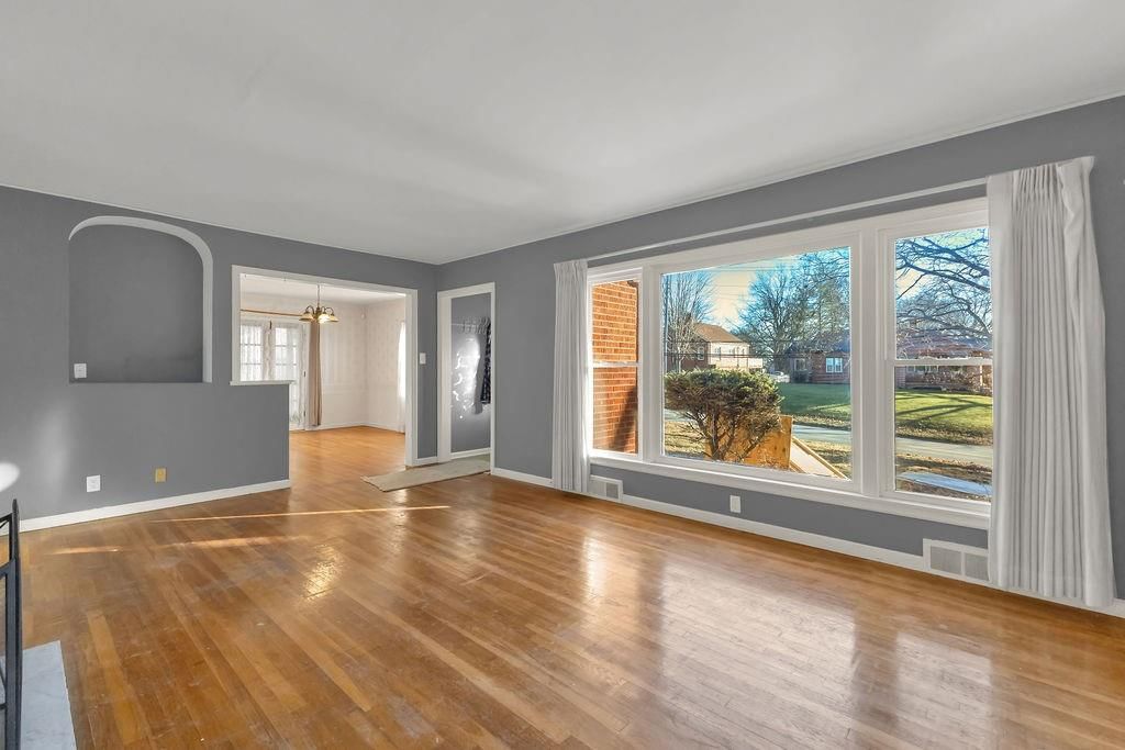 3405 Gene Field Road — photo 9