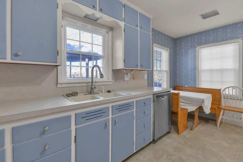 3405 Gene Field Road — photo 14