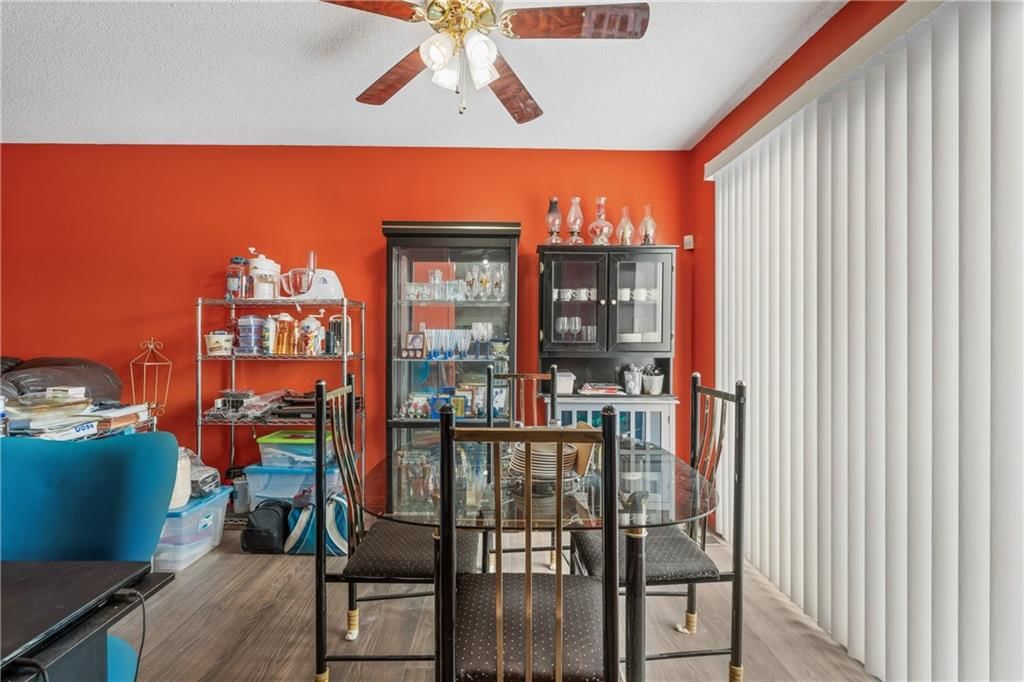 2515 E 10th Street — photo 14