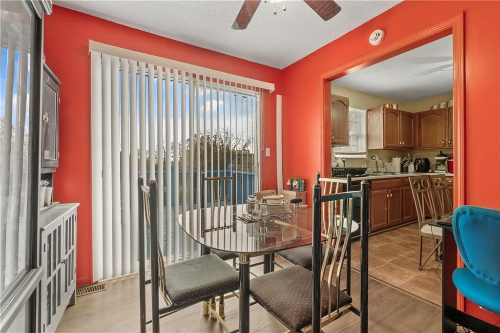 2515 E 10th Street — photo 15