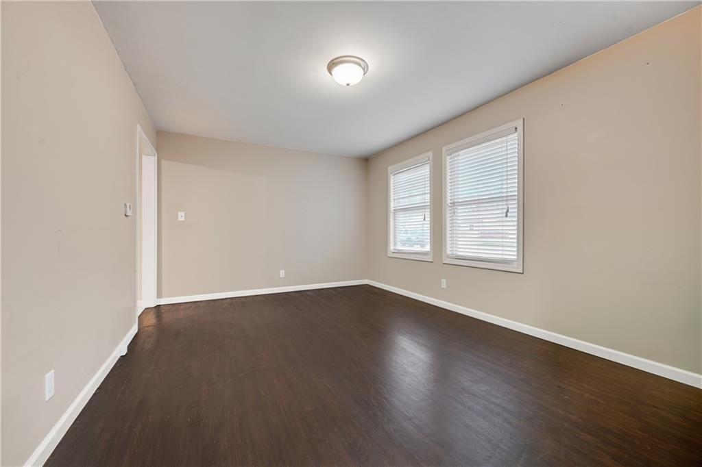 11217 W 69TH Terrace — photo 4