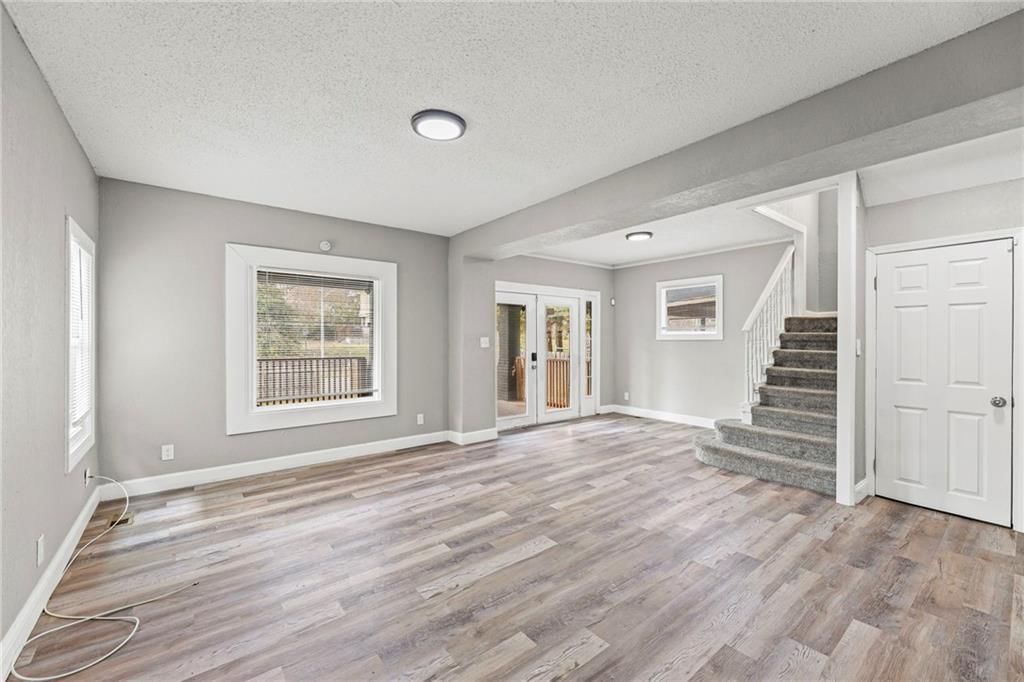 3509 Brooklyn Avenue — photo 9