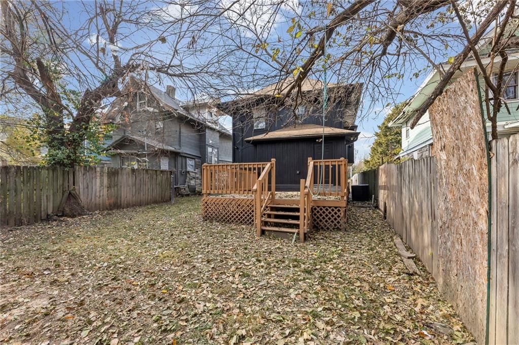 3509 Brooklyn Avenue — photo 28