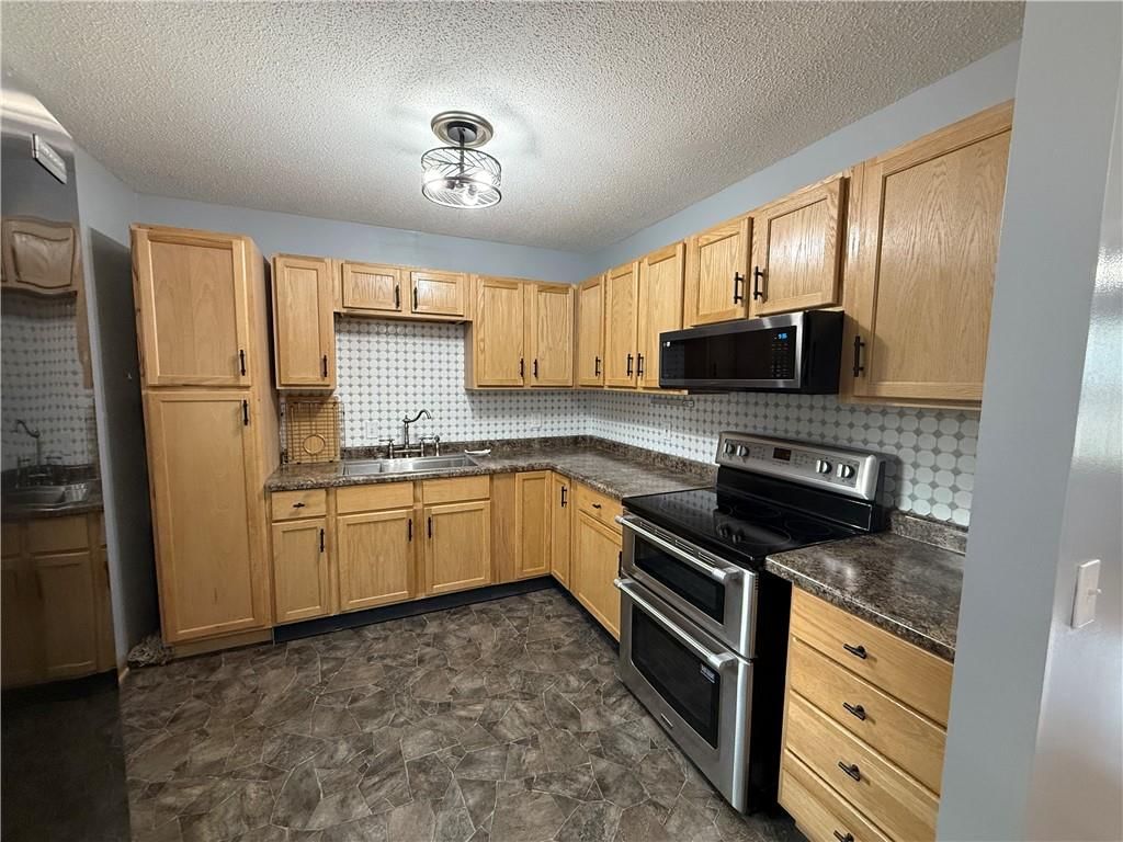 1605 Poplar Street — photo 12