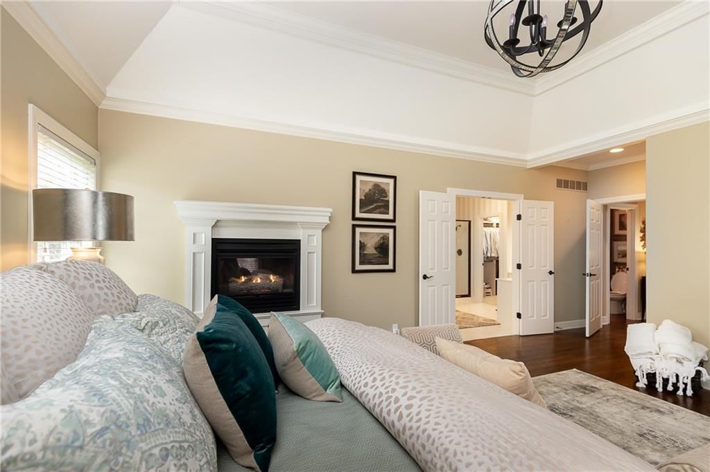 5800 W 148th Place — photo 36