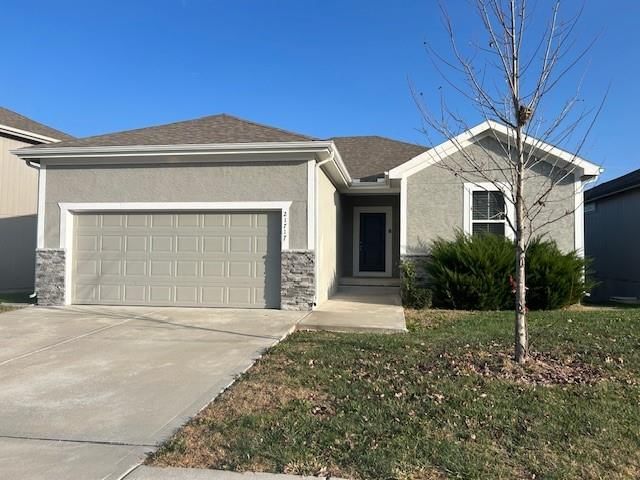 21717 Southcreek Road, Peculiar, MO
