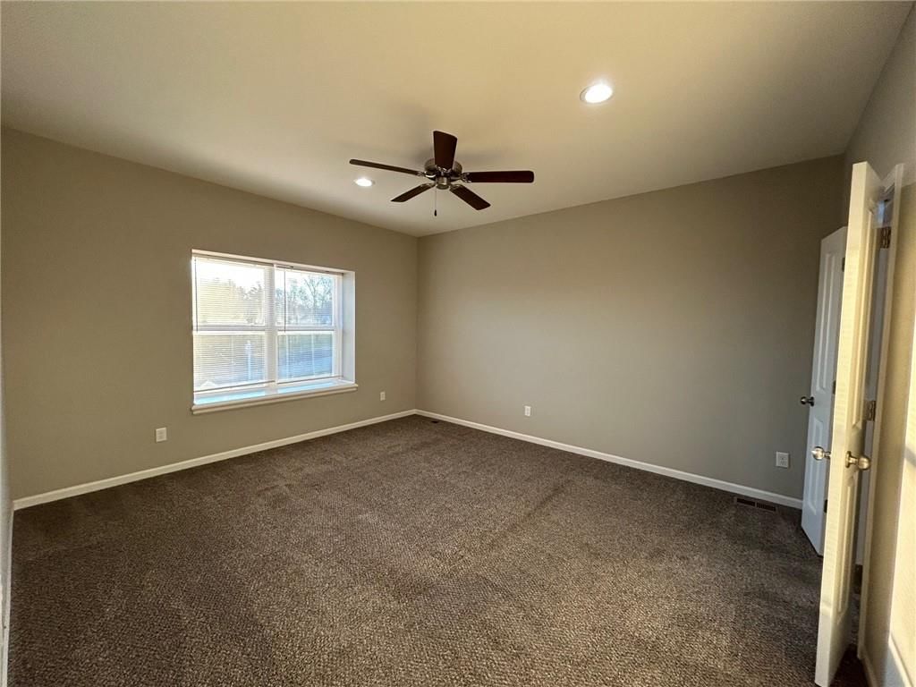 21717 Southcreek Road — photo 12