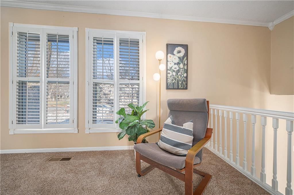 1121 NE Oak Tree Drive — photo 7