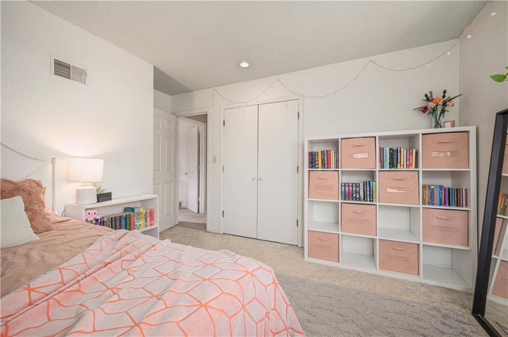 1121 NE Oak Tree Drive — photo 23