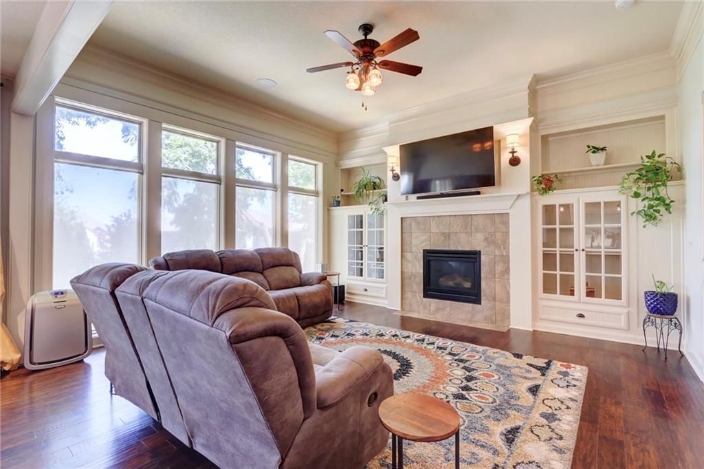 1316 NE Kenwood Drive — photo 10