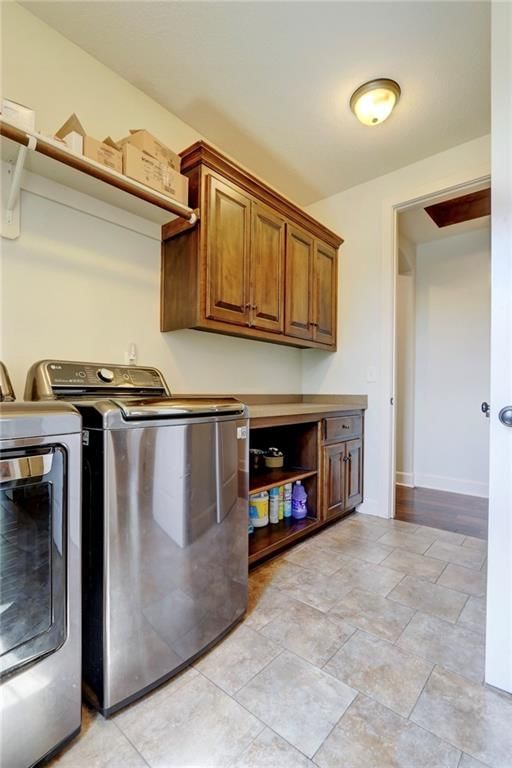 1316 NE Kenwood Drive — photo 30