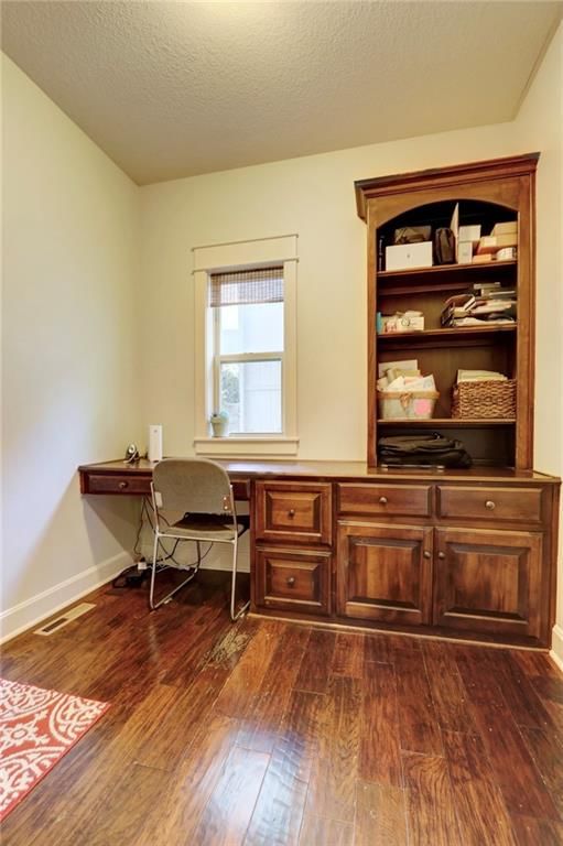 1316 NE Kenwood Drive — photo 37