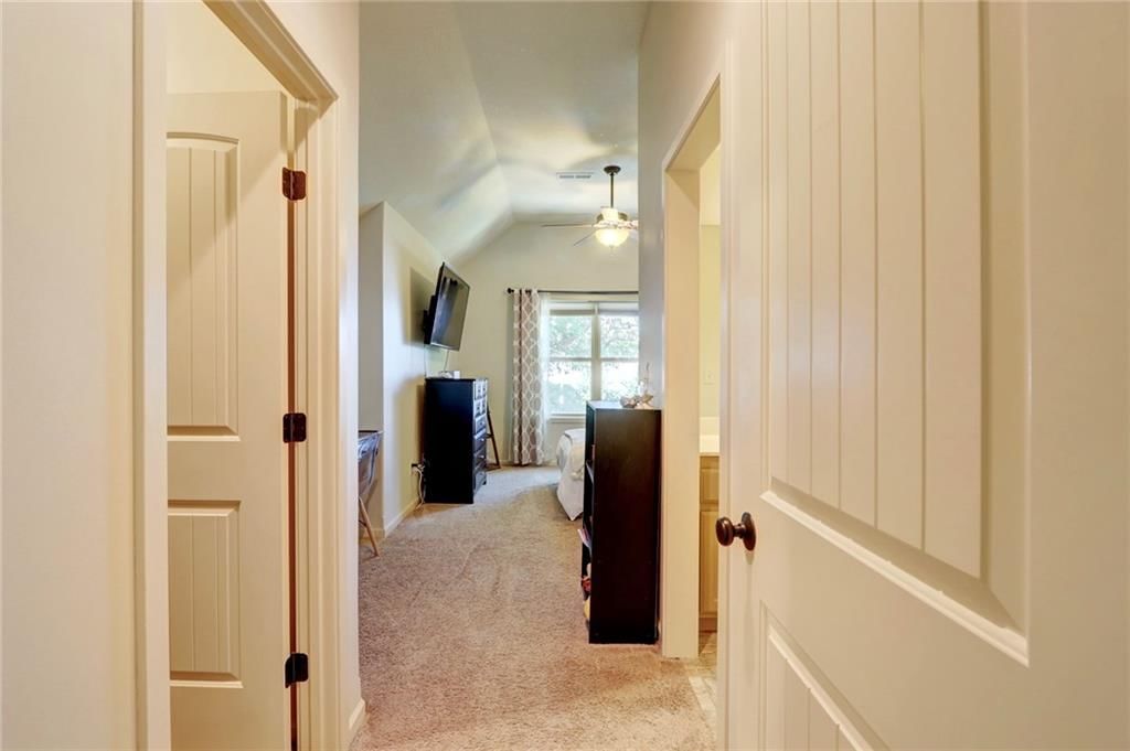 1316 NE Kenwood Drive — photo 48